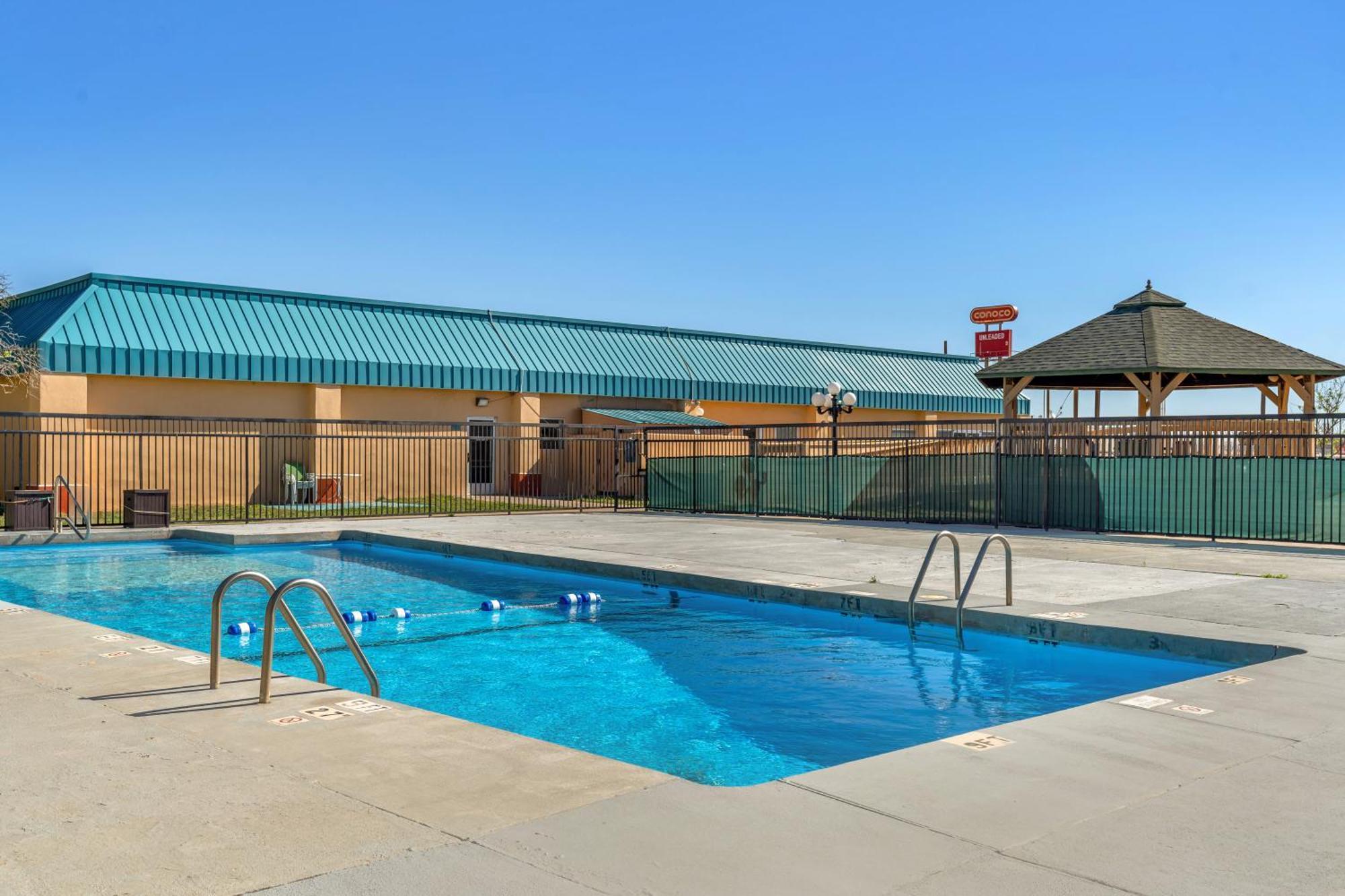 Quality Inn Tucumcari Buitenkant foto