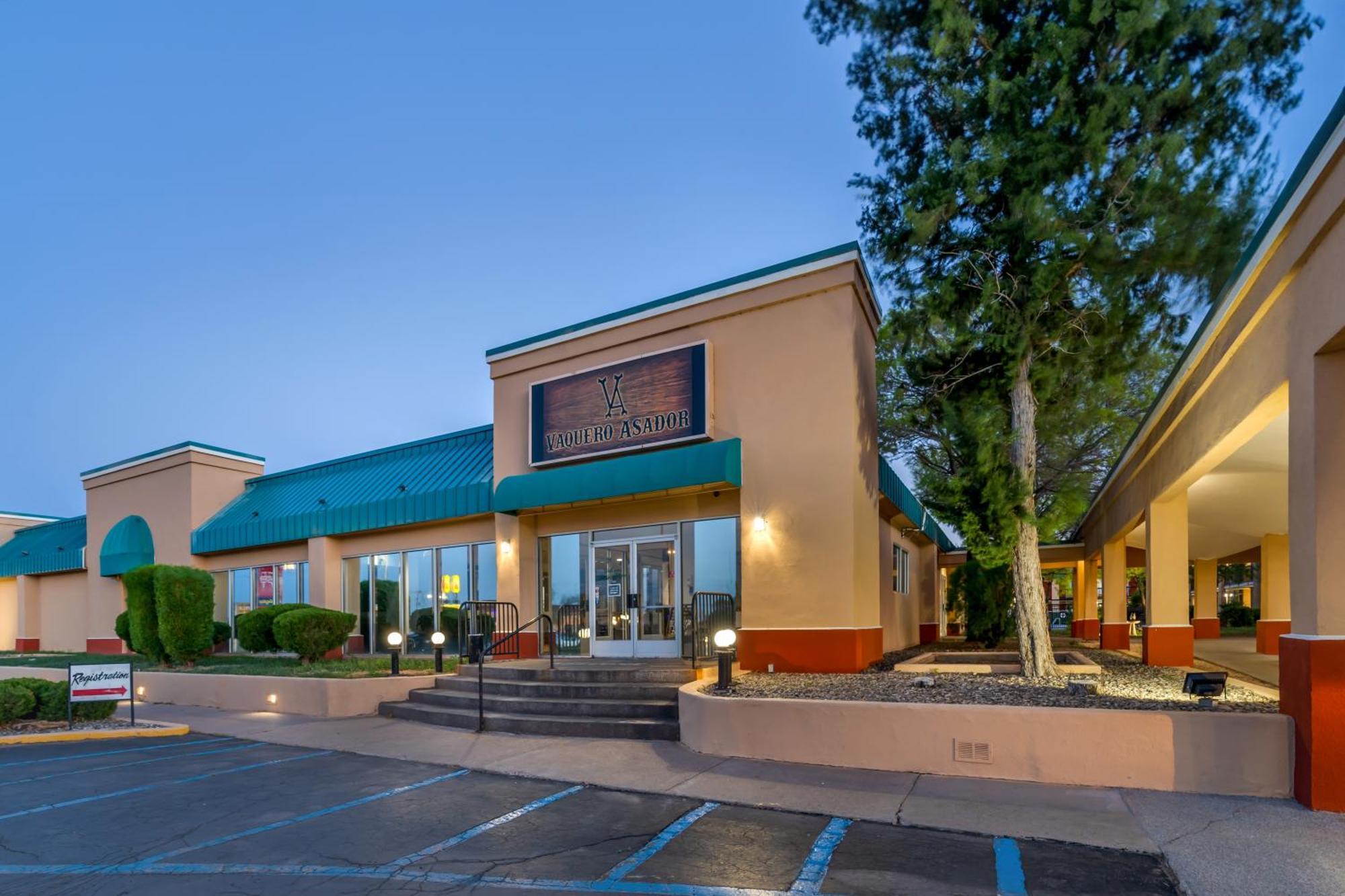 Quality Inn Tucumcari Buitenkant foto